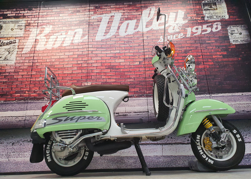 Vespa PX125 Ron Daley Special Edition No229