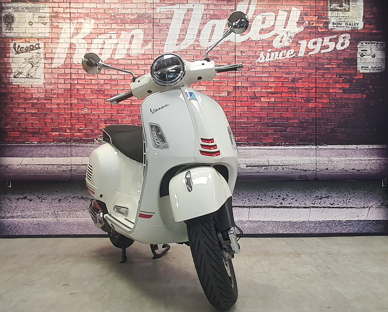 2022 Vespa GTS125 Super i-Get RST22 Bianco Innocente