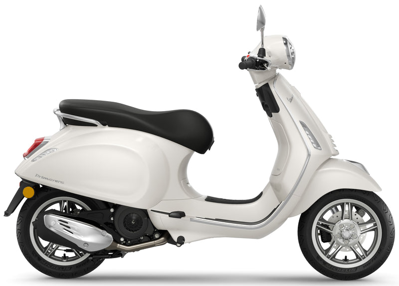 Vespa Primavera 125 E5+ Bianco Innocente Save £960 on RRP